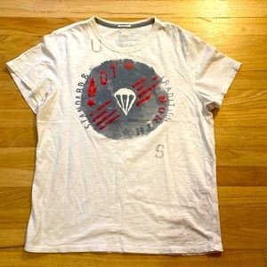 American Eagle shirt